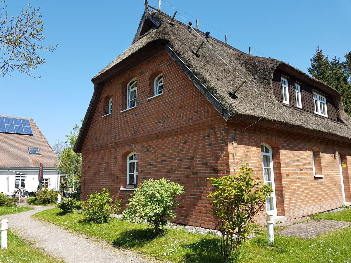 Hotel Alt Wittower Krug Wiek auf Rügen المظهر الخارجي الصورة