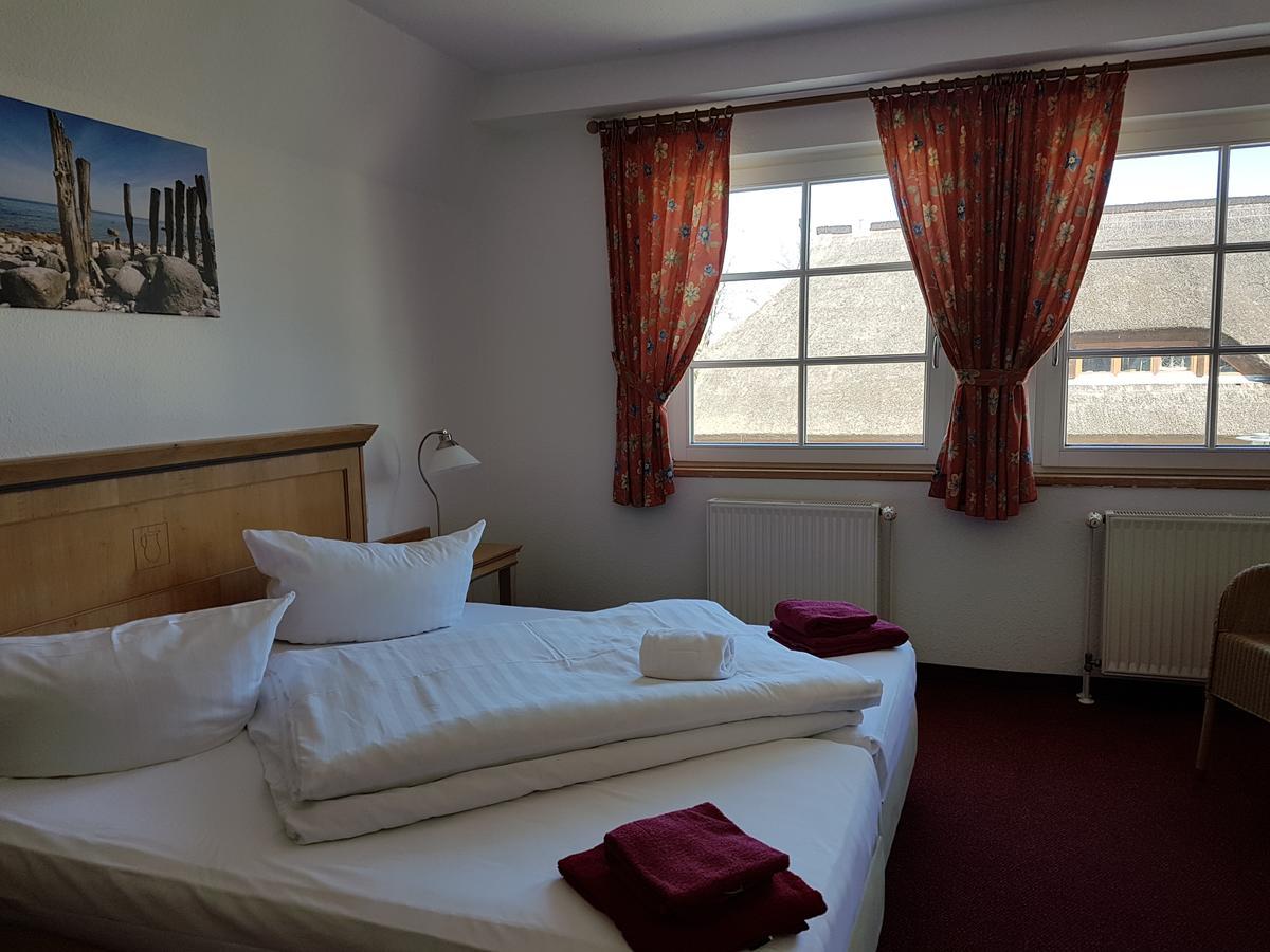 Hotel Alt Wittower Krug Wiek auf Rügen المظهر الخارجي الصورة